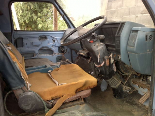 รถอิซูซุ 6 ล้อ รั่ว NPR 110 แรงม้า สนใจติดต่อ 081 - 6079515 รถอิซูซุ 6 ล้อ รั่ว NPR 110 แรงม้า สนใจติดต่อ 081 - 6079515