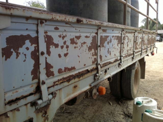 รถอิซูซุ 6 ล้อ รั่ว NPR 110 แรงม้า สนใจติดต่อ 081 - 6079515 รถอิซูซุ 6 ล้อ รั่ว NPR 110 แรงม้า สนใจติดต่อ 081 - 6079515