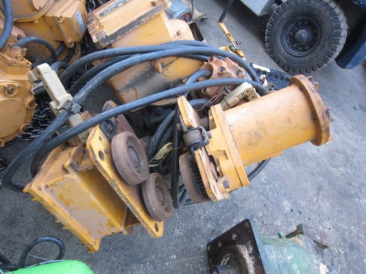 ขาย รอกไฟฟ้า (โซ่) KITO 2.8 ตัน มือสองญี่ปุ่น สภาพสวย