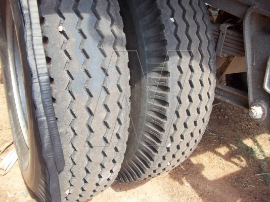 ขาย อีซุ 210 วางเครื่อง 320 แรง แดวู! ( พ่วง 18 ล้อดั๊ม )