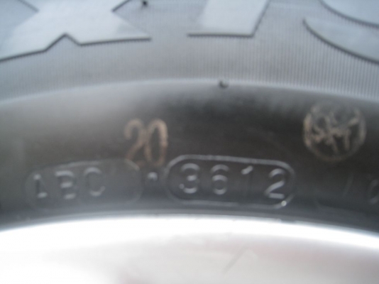 ขายกะทะล้อ nissan march 14" 4/100 (ชุดที่2) +ฝาครอบ+ยางปี12(081-3747940)