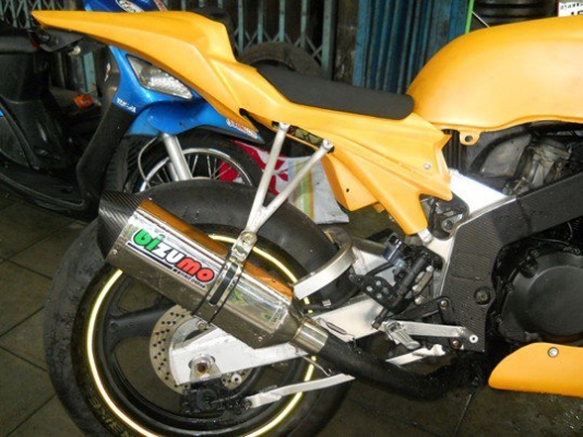 ขายด่วนSUZUKI R6อินวอยแปลงทั้งคัน ขายด่วนSUZUKI R6อินวอยแปลงทั้งคัน