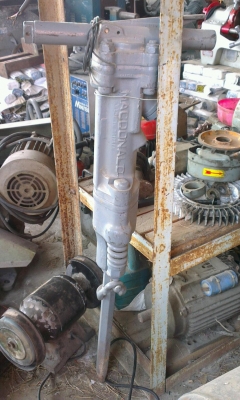 ตัวกระแทกปูน ใช้ลม ของนอก ใช้ดี 088-505-3424 นครปฐม