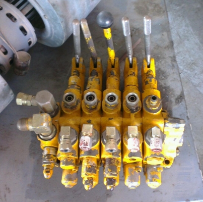 Sell>> ปั้มไฮดรอลิค พร้อม คอนโทรล นครปฐม