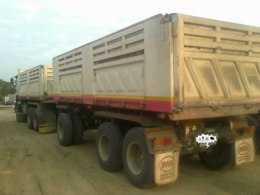 ISUZU DECA FXZ 360 HP EURO2 ปลายปี 52 รถพ่วงแม่+ลูก กระบะดั๊มพ์เหล็กสามมิตรลอนเฉียงทั้งแม่ทั้งลูกสวยจัด ลูก 3 คานดั๊มพ์ยาว 6.80 เมตร เครื่องแน่นดีไม่มีเยิ้ม ภายในสวยครบ เครื่องเสียง แอร์ พ.เพาเวอร์ ก.ไฟฟ้า เบรคทริ๊ปฟี้ ช่วงล่างยางสภาพดีโดยรวมประมาณ 80\% พร