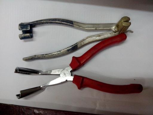 ขายคีมถอดปลั๊กหัวเทียนเบนซ์ 190E