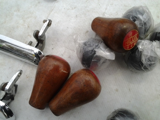 ฝาตบและกระจก RN(หางหงส์+ม้ากระโดด) ฝาตบและกระจก RN(หางหงส์+ม้ากระโดด)