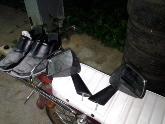 ฝาตบและกระจก RN(หางหงส์+ม้ากระโดด) ฝาตบและกระจก RN(หางหงส์+ม้ากระโดด)