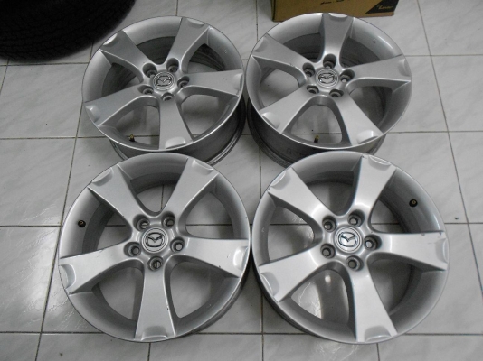 ขายล้อแม็กเปล่า mazda 3 ขอบ 17 ลาย 5 ก้าน สภาพดี 1 ชุด