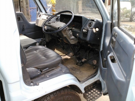 -------ขายรถ TOYOTA  4 ล้อกลาง ทะเบียนไม่ติดเวลา--------