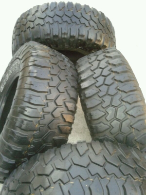 ขายยาง Mud Maxxis 762 ขนาด 33 x 12.5 R15 ปลายปี 10