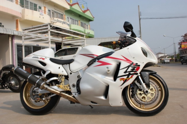 ขาย hayabusa1300 ปี2000 อินวอยล์* สรรพสามิตแล้ว แต่งเต็มคัน ขาย hayabusa1300 ปี2000 อินวอยล์* สรรพสามิตแล้ว แต่งเต็มคัน