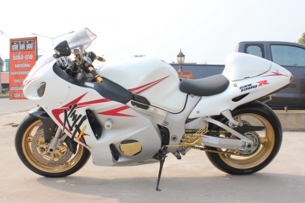 ขาย hayabusa1300 ปี2000 อินวอยล์* สรรพสามิตแล้ว แต่งเต็มคัน ขาย hayabusa1300 ปี2000 อินวอยล์* สรรพสามิตแล้ว แต่งเต็มคัน