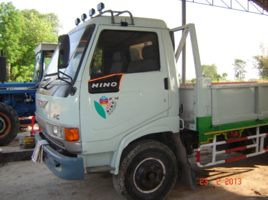 HINO  FC  กะบะเหล็ก สนใจติดต่อ  โทร  081-2805754