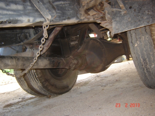 HINO  FC  กะบะเหล็ก สนใจติดต่อ  โทร  081-2805754