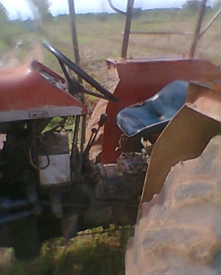 ขายรถไถแมสซี่ 165 ขายรถไถแมสซี่ 165