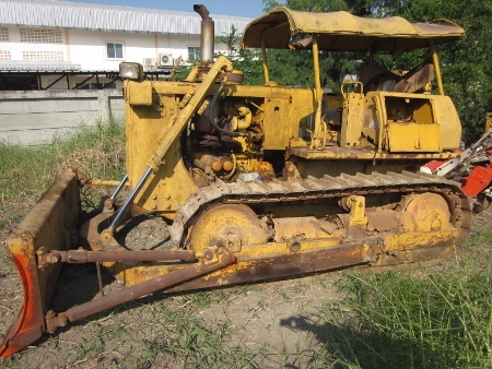 ขาย-รถดันดิน/ รถแทรกเตอร์ KOMATSU: D45A-1 มือสองนำเข้าจากญี่ปุ่น 90 แรงม้า สภาพสวย พร้อมใช้งาน