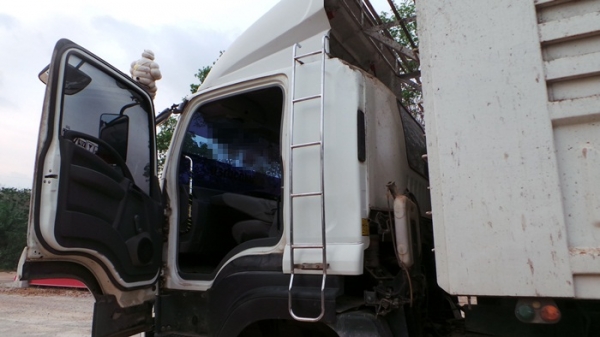 ISUZU  FXZ360  ใช้งานมา  18x,xxx กม. คุณมงคล  (กสิน แย้มปั้น) จ.กำแพงเพชร  มัดจำมาแล้วค่ะหนึ่งแสนบาท