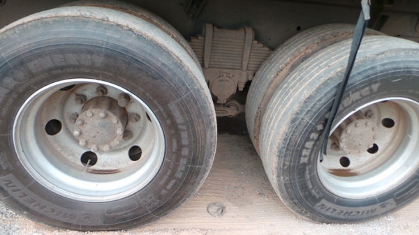 ISUZU  FXZ360  ใช้งานมา  18x,xxx กม. คุณมงคล  (กสิน แย้มปั้น) จ.กำแพงเพชร  มัดจำมาแล้วค่ะหนึ่งแสนบาท