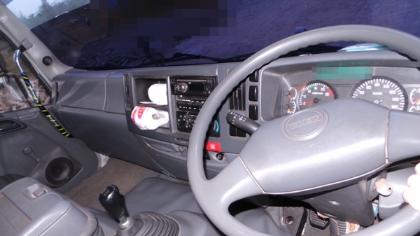 ISUZU  FXZ360  ใช้งานมา  18x,xxx กม. คุณมงคล  (กสิน แย้มปั้น) จ.กำแพงเพชร  มัดจำมาแล้วค่ะหนึ่งแสนบาท