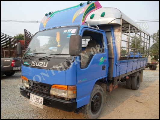 ขายด่วน รถบรรทุก 6 ล้อ ISUZU NKR 120 แรง รถห้างแท้ ปึ 40 (มีหลังคา) รถสวยพร้อมใช้งาน ราคาสุดคุ้ม