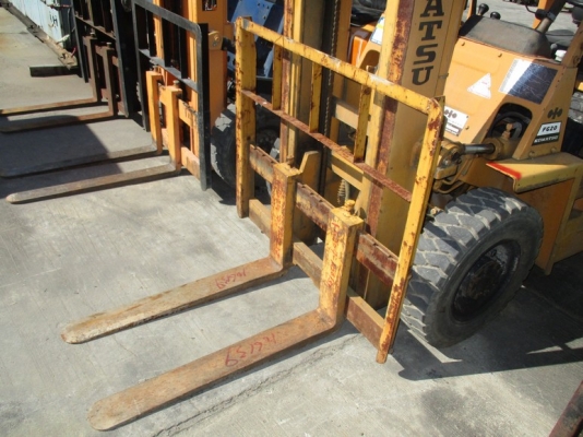 ขายรถ FORKLIFT KOMATSU FG20-7 เก่านอก ขายรถ FORKLIFT KOMATSU FG20-7 เก่านอก