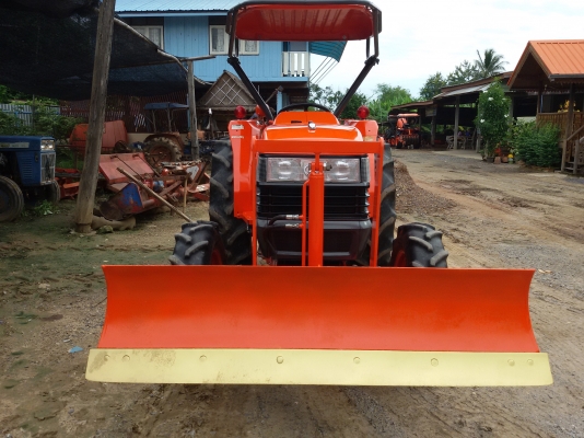 ปัญญาแทรคเตอร์..จัดมาให้ครับ ด่วน!!!คูโบต้า L4508 ใบมีดคานล่างFD180พร้อมโรตาลี่1.80ม. จัดส่ง อ.หนองบัวแดง จ.ชัยภูมิ