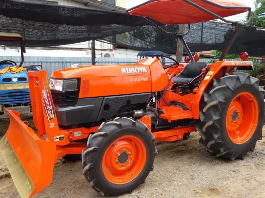 ปัญญาแทรคเตอร์..จัดมาให้ครับ ด่วน!!!คูโบต้า L4508 ใบมีดคานล่างFD180พร้อมโรตาลี่1.80ม. จัดส่ง อ.หนองบัวแดง จ.ชัยภูมิ