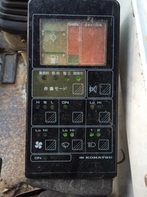 KOMATSU PC100-5 โซ่ใบแท้สวย ไฟฟ้า แอร์เย็น ใช้งานดี เอกสารอินวาย  สนใจติดต่อ 0890854790