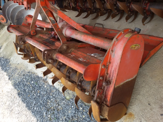 ปัญญาแทรคเตอร์..จัดมาให้ครับ ด่วน!!!คูโบต้า L4508 ใบมีดคานล่างFD180พร้อมโรตาลี่1.80ม.