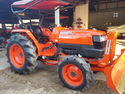 ปัญญาแทรคเตอร์..จัดมาให้ครับ ด่วน!!!คูโบต้า L4508 ใบมีดคานล่างFD180พร้อมโรตาลี่1.80ม.