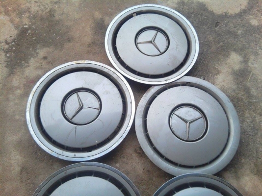 ขาย ฝาครอบล้อรถ benz ขอบ15
