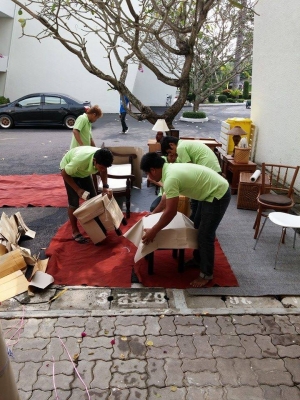 พัทยา ทรานสปอร์ตเทชั่น มูฟวิ่ง แอนด์ แพ็คกิ่ง Pattaya Transportation Moving &amp; Packing