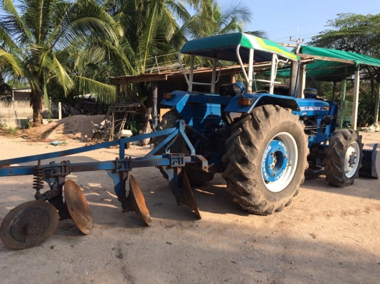 ขาย ford 6610 2 เพลา คานหน้าคาราโร่ทะเบียนเต็ม ภาษีไม่ขาด