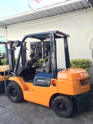 รถยกโฟร์คลิฟท์ดีเซลยี่ห้อTOYOTA รุ่น7FD-25 2.5 ตัน รถยกโฟร์คลิฟท์ดีเซลยี่ห้อTOYOTA รุ่น7FD-25 2.5 ตัน