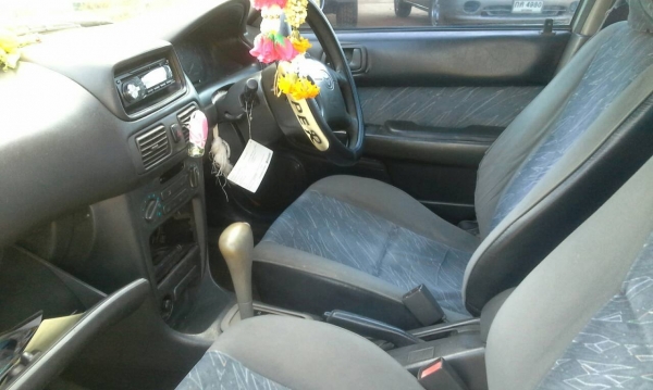 TOYOTA ไฮทอลค 1.6 ปี44 ไฟฟ้า เพาเวอร์ เกี่ยร์ออโต้ ภาษีเต็ม เล้มพร้อมโอน 47,000 ลดเลยครับ