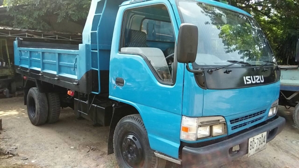 NPR 120 สวยๆ F หน้าหลัง เครื่องดีคัทซีสวยตามรูปเลย ราคาตัดกันไปเลยครับ