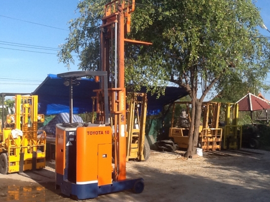 Forklift Toyota 5fbr-10ไฟฟ้าสภาพดีพร้อมแบ็ตฯใช้ได้หลายปีราคาไม่แพงครับ Forklift Toyota 5fbr-10ไฟฟ้าสภาพดีพร้อมแบ็ตฯใช้ได้หลายปีราคาไม่แพงครับ