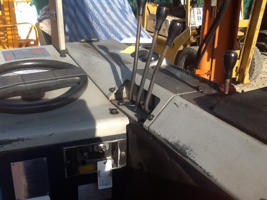 Forklift Toyota 5fbr-10ไฟฟ้าสภาพดีพร้อมแบ็ตฯใช้ได้หลายปีราคาไม่แพงครับ Forklift Toyota 5fbr-10ไฟฟ้าสภาพดีพร้อมแบ็ตฯใช้ได้หลายปีราคาไม่แพงครับ