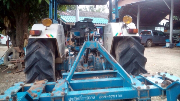 ขายรถไถ FORD 6610 กับ FORD 6640 เครื่องแน่นสภาพดีพร้อมใช้งาน พร้อมอุปกรณ์ ใบดันหน้า+ผานพรวน 7ใบ