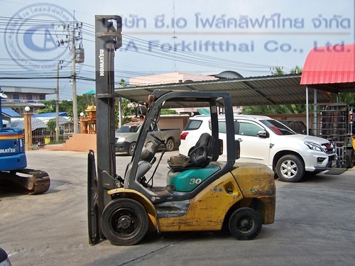 ขาย รถโฟล์คลิฟท์ KOMATSU รุ่น FD30C-15