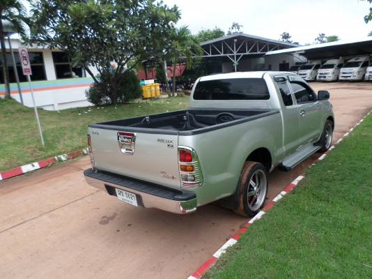 ขายรถกระบะTOYOTA HILUX VIGO D4D 2.5E X-TRA CAB ปี2005 รถบ้านแท้รถคุณหมอขับมาทำงานทุกวันอยู่โรงพยาบาลปทุมราชวงศา รถสวยจัดสะอาดทั้งภายนอกและภายในเดิมบางวิ่งน้อยไมล์180,000เครื่อง-เกียร-ช่วงล่างแน่น แอร์หนาว+ชีดี MP3+ล้อแม๊ก2ชุด มีล้อแม๊ก18+ล้อแม๊กเดิม15แล้ว ขายรถกระบะTOYOTA HILUX VIGO D4D 2.5E X-TRA CAB ปี2005 รถบ้านแท้รถคุณหมอขับมาทำงานทุกวันอยู่โรงพยาบาลปทุมราชวงศา รถสวยจัดสะอาดทั้งภายนอกและภายในเดิมบางวิ่งน้อยไมล์180,000เครื่อง-เกียร-ช่วงล่างแน่น แอร์หนาว+ชีดี MP3+ล้อแม๊ก2ชุด มีล้อแม๊ก18+ล้อแม๊กเดิม15แล้ว