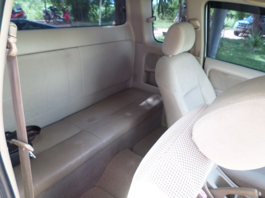 ขายรถกระบะTOYOTA HILUX VIGO D4D 2.5E X-TRA CAB ปี2005 รถบ้านแท้รถคุณหมอขับมาทำงานทุกวันอยู่โรงพยาบาลปทุมราชวงศา รถสวยจัดสะอาดทั้งภายนอกและภายในเดิมบางวิ่งน้อยไมล์180,000เครื่อง-เกียร-ช่วงล่างแน่น แอร์หนาว+ชีดี MP3+ล้อแม๊ก2ชุด มีล้อแม๊ก18+ล้อแม๊กเดิม15แล้ว ขายรถกระบะTOYOTA HILUX VIGO D4D 2.5E X-TRA CAB ปี2005 รถบ้านแท้รถคุณหมอขับมาทำงานทุกวันอยู่โรงพยาบาลปทุมราชวงศา รถสวยจัดสะอาดทั้งภายนอกและภายในเดิมบางวิ่งน้อยไมล์180,000เครื่อง-เกียร-ช่วงล่างแน่น แอร์หนาว+ชีดี MP3+ล้อแม๊ก2ชุด มีล้อแม๊ก18+ล้อแม๊กเดิม15แล้ว