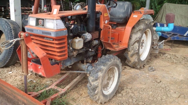 ขายครับ L1-22 Sunshine พร้อมใบดันหน้า+ผาน5ใบ พร้อมใช้งาน