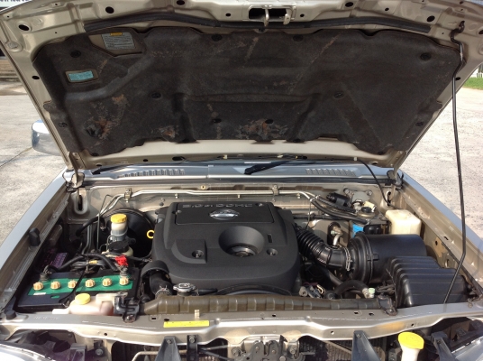 นิสสัน ฟรอนเทรีย เอ๊กไซเตอ รถครอบครัว