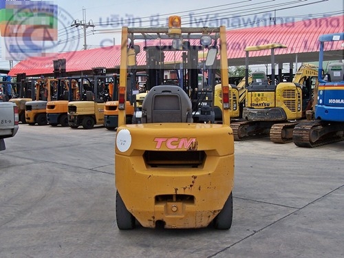 ขาย รถโฟล์คลิฟท์ TCM รุ่น FD25T6