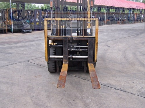 ขาย รถโฟล์คลิฟท์ TCM รุ่น FD25T6