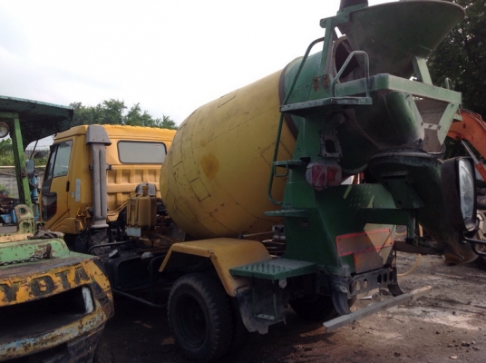 ขาย รถโม่ HINO FC โม่ 2.5Q ขาย รถโม่ HINO FC โม่ 2.5Q