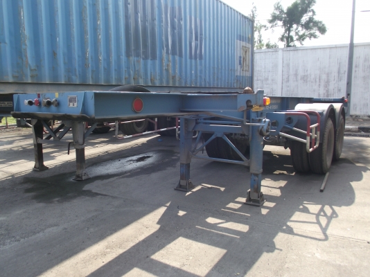 ต้องการซื้อหัวลาก Howo Sinotruk และหางก้างสั้น ต้องการซื้อหัวลาก Howo Sinotruk และหางก้างสั้น