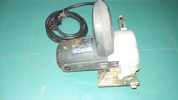 ขายเลื่อยวงเดือนตัดคอนกรีตและไม้ BOSCH ขนาด4 นิ้ว